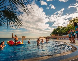 Парк-отель «Песочная Бухта»